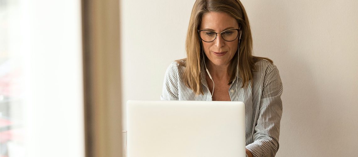 linkedin-sales-solutions-wS73LE0GnKs-unsplash linkedin-sales-solutions-wS73LE0GnKs-unsplash